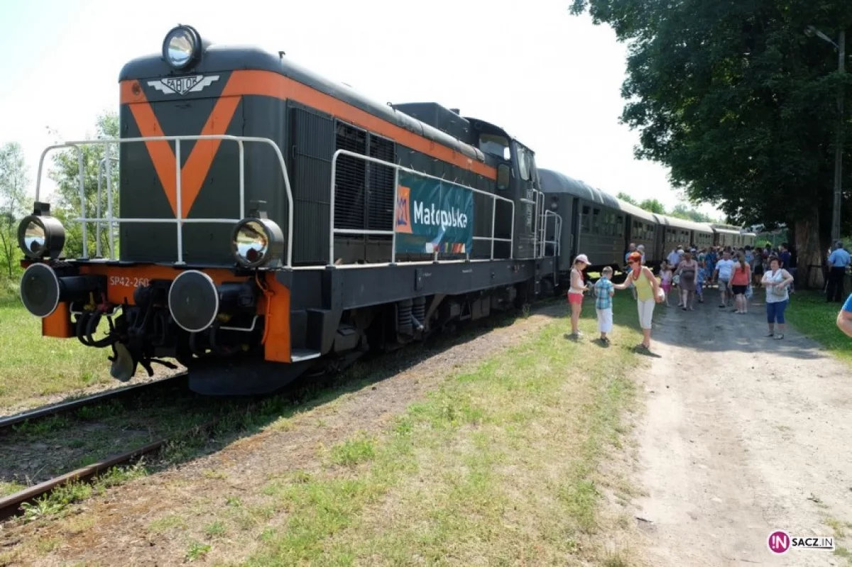 Już w niedzielę na tory wyrusza pociąg retro „Transwersalny'