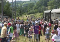 Rozśpiewany Galicyjski Piknik Kolejowy. Tłumy na stacji i pobity rekord (wideo) - zdjęcie główne