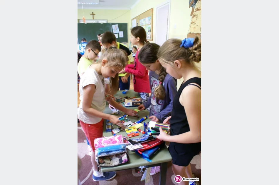 Zadbali o „Piórniki dla Afryki” - zdjęcie 3