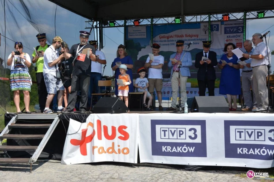 Pobili rekord świata w śpiewaniu kolejowej piosenki! - zdjęcie 3