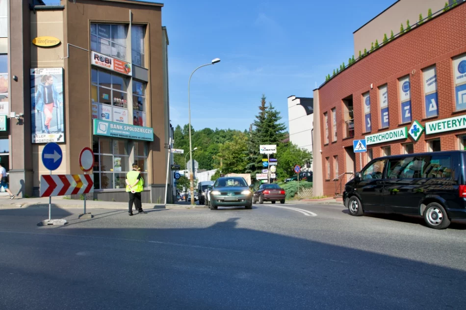 Na dwa dni zamknięto Rynek. Duże natężenie ruchu na pozostałych drogach w centrum - zdjęcie 2