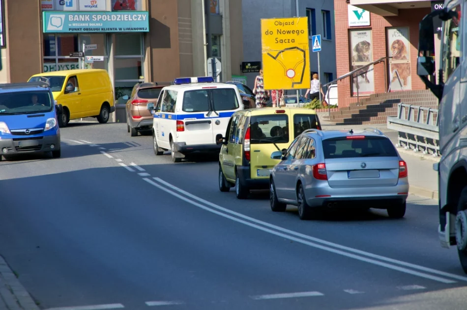 Na dwa dni zamknięto Rynek. Duże natężenie ruchu na pozostałych drogach w centrum - zdjęcie 4