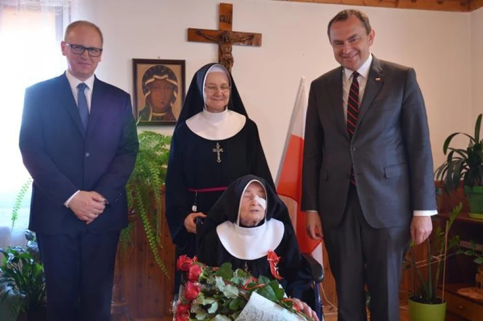 Zakonnica-jubilatka z prezydenckim odznaczeniem za ratowanie dzieci w czasie wojny - zdjęcie 3