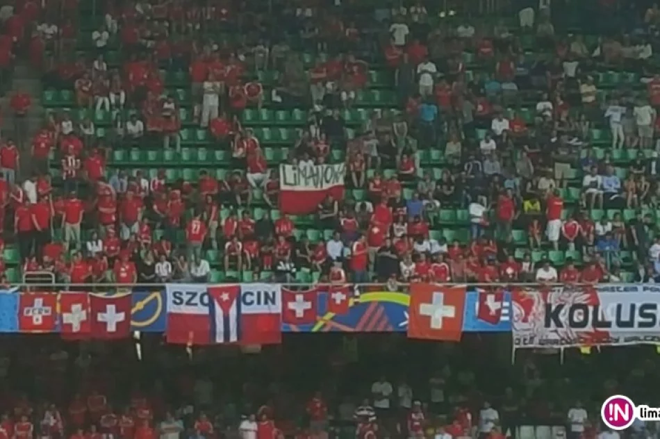 Limanowski akcent na meczu reprezentacji. Dostała bilety, bo pomogła - zdjęcie 2