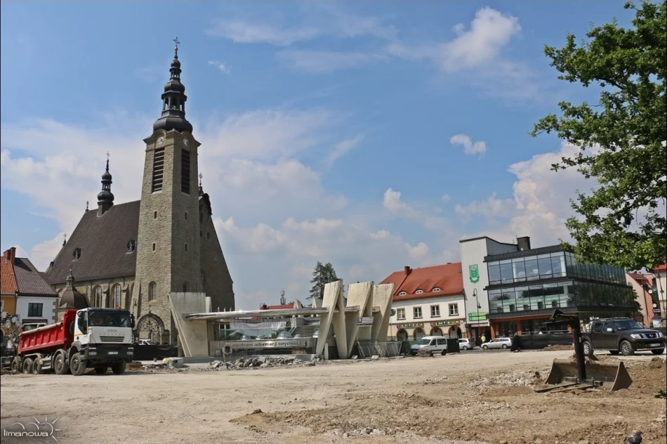 Postępy prac przy rewitalizacji Rynku - zdjęcie 6
