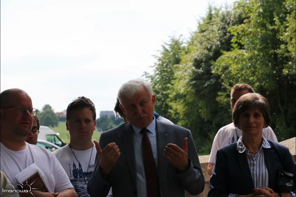 WĘGIERSCY PIELGRZYMI UCZCILI PAMIĘĆ POLEGŁYCH NA JABŁOŃCU - zdjęcie 5