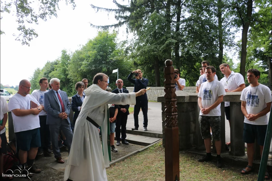 Węgierscy pielgrzymi uczcili pamięć poległych na Limanowszczyźnie - zdjęcie 2