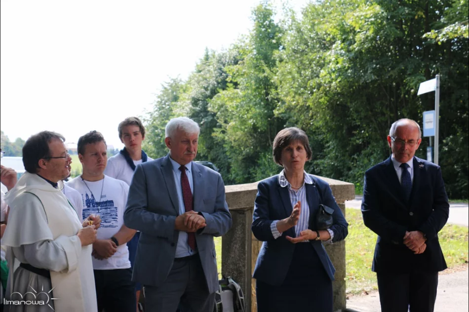 Węgierscy pielgrzymi uczcili pamięć poległych na Limanowszczyźnie - zdjęcie 3