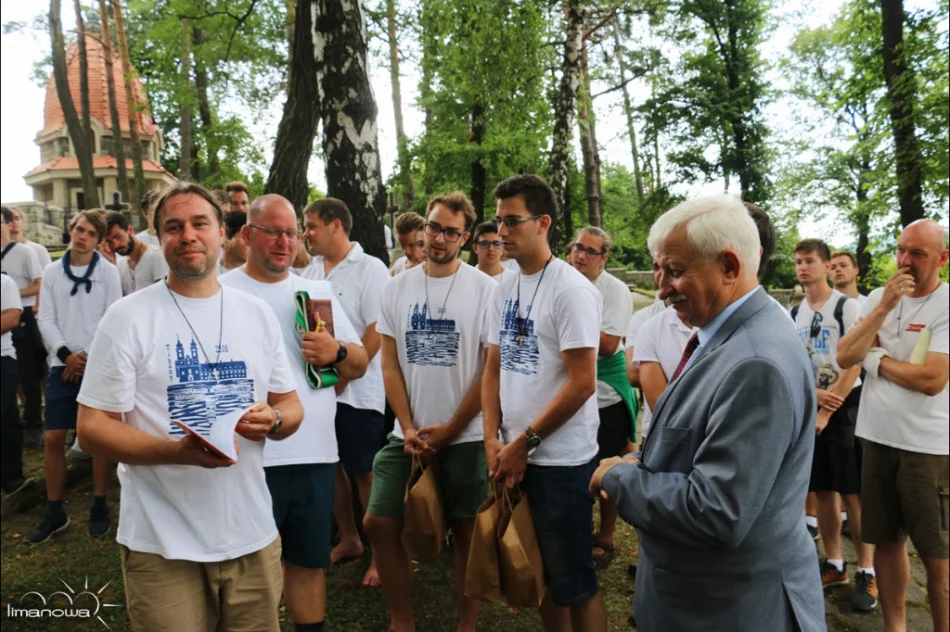 Węgierscy pielgrzymi uczcili pamięć poległych na Limanowszczyźnie - zdjęcie 8