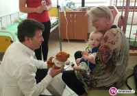 Rzecznik Praw Dziecka odwiedził najmłodszych pacjentów - zdjęcie główne