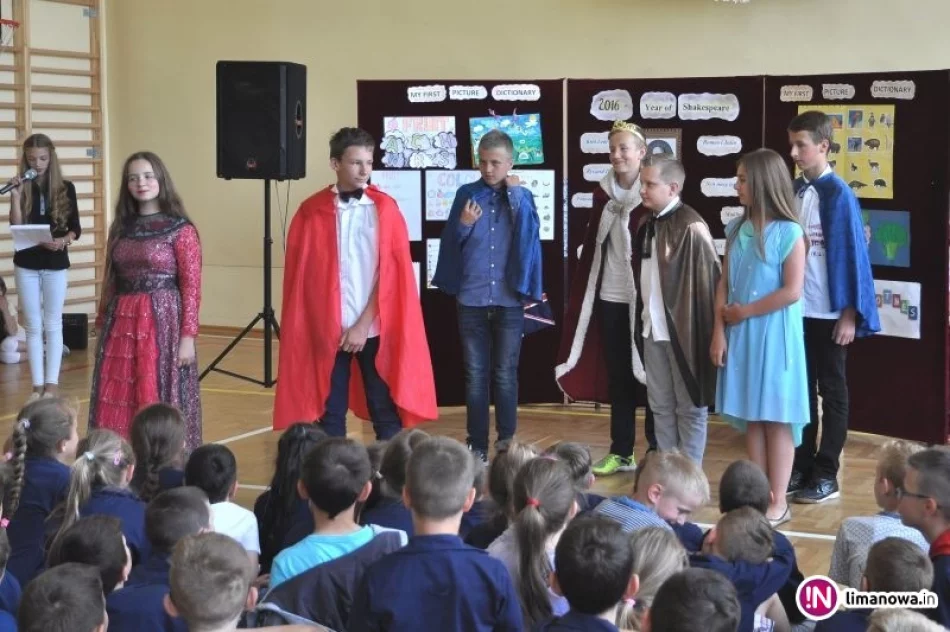 Szkolny festiwal europejskiej piosenki - zdjęcie 4