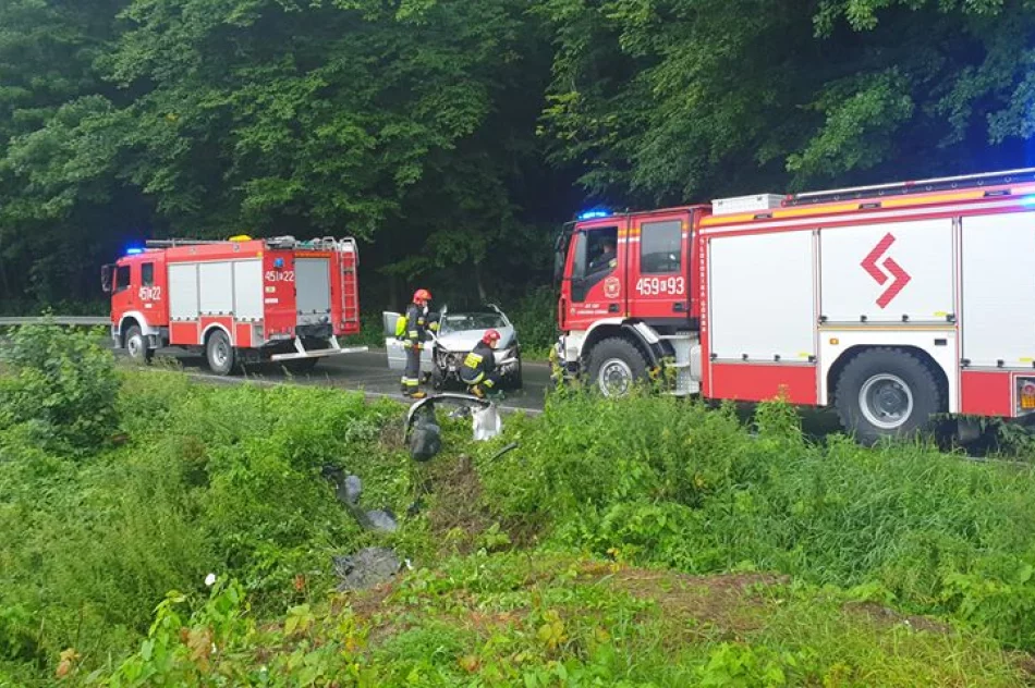 Zderzenie samochodów na ulicy Tarnowskiej - zdjęcie 6