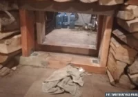 W ukrytym pomieszczeniu miał m.in. 1,5 kg marihuany - zdjęcie główne