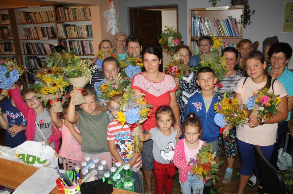 ,,Tradycje ludowe na Matkę Boską Zielną” – warsztaty w gminnych bibliotekach - zdjęcie 9