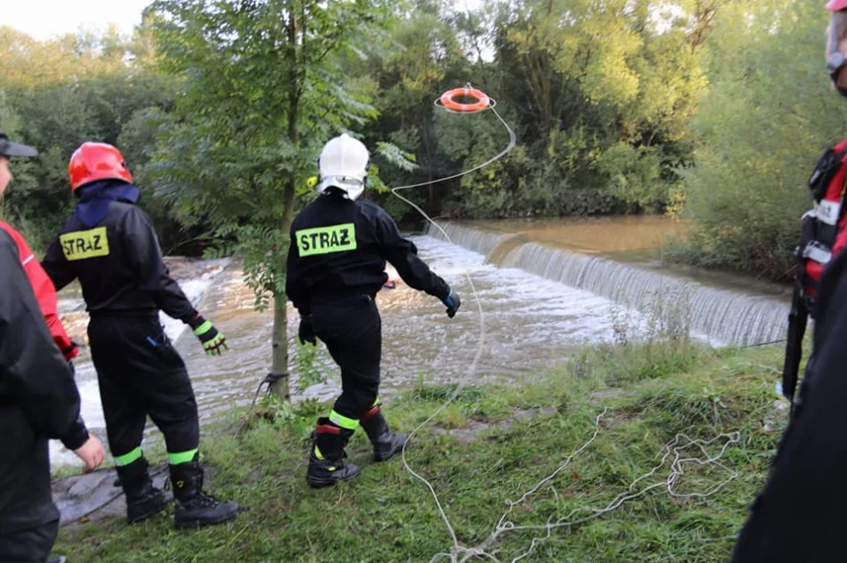 Druhowie ćwiczyli ratownictwo wodne - zdjęcie 8
