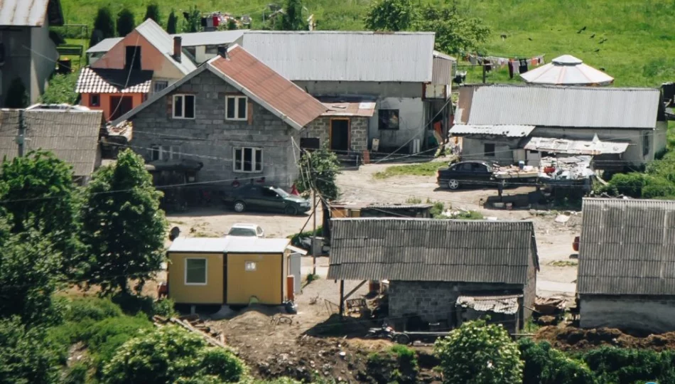 Wybudują dom ​szkieletowy dla Romów​ w miejscu wyburzonej samowoli - zdjęcie 1