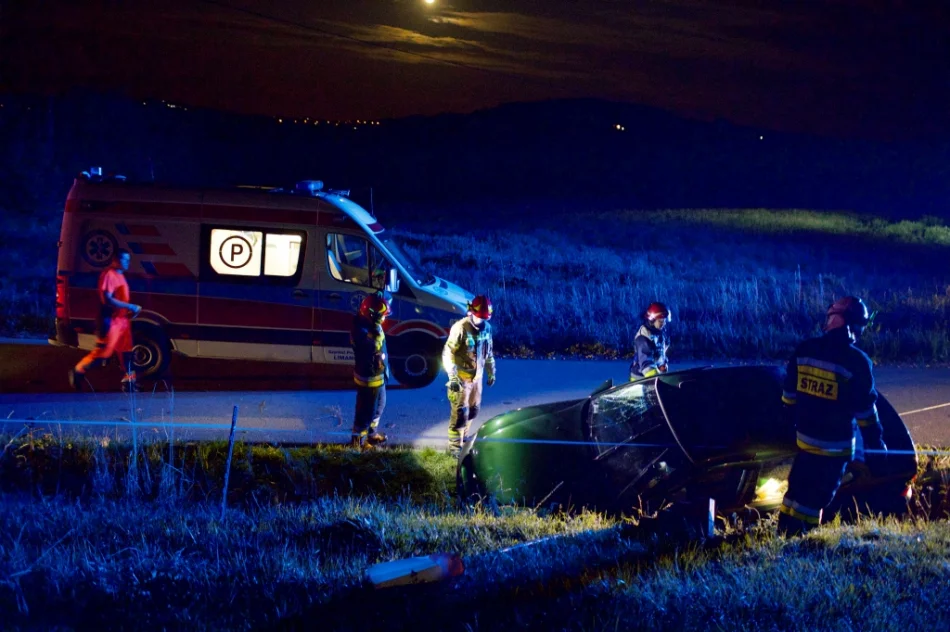 Pijany 23-latek wjechał do rowu. Wcześniej uszkodził zaparkowany samochód i uciekł - zdjęcie 4