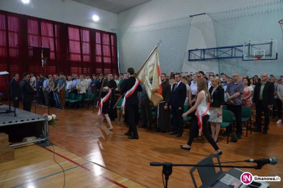 Gala św. Antoniego i turniej klas okazją, by pomóc chorej Paulinie - zdjęcie 3