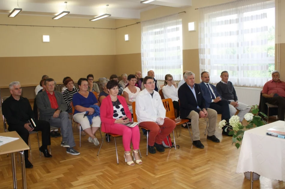 Akademicki wykład w bibliotece - zdjęcie 4