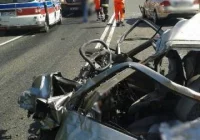 Dwie osoby zginęły w zderzeniu Fiata z ciężarówką - zdjęcie główne