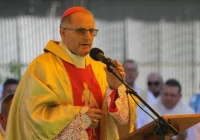 Bp Mirosław Gucwa prosił pielgrzymów, aby modlili się o pokój w Afryce - zdjęcie główne