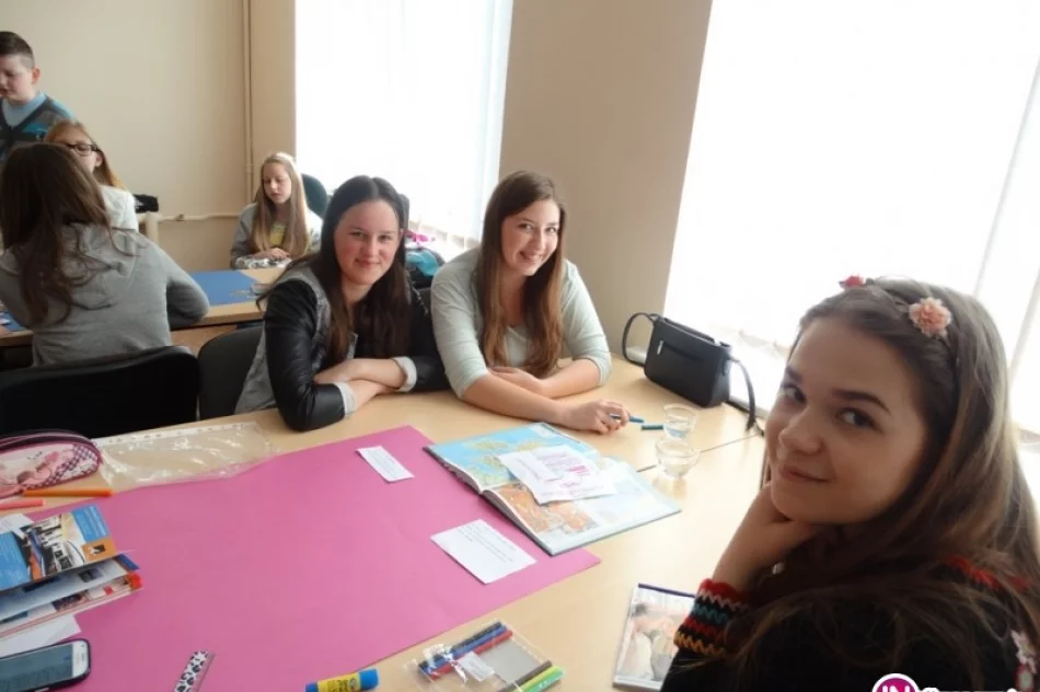 Młodzież zwiedzała Litwę - zdjęcie 3