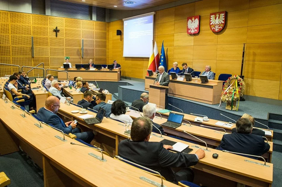 Odbyła się XII sesja SWM - zdjęcie 6