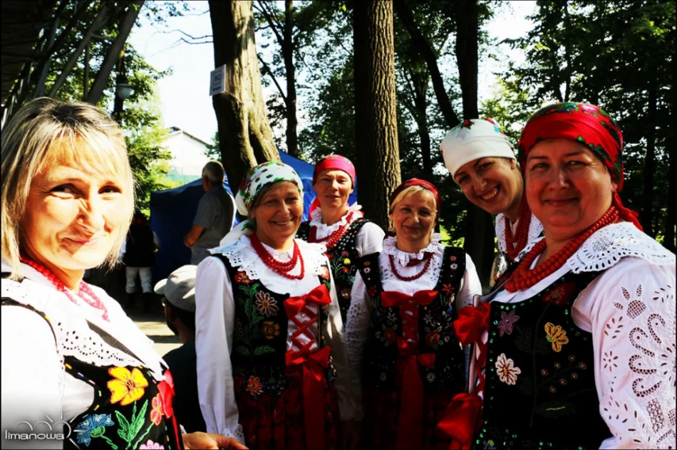 Beskidzkie rytmy i smaki królowały w parku - zdjęcie 17