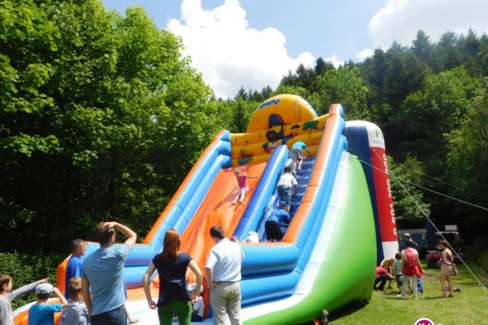 Wicepremier J. Gowin wśród uczestników IX Spotkania Dzieci oraz ich Przyjaciół w Żmiącej - zdjęcie 4