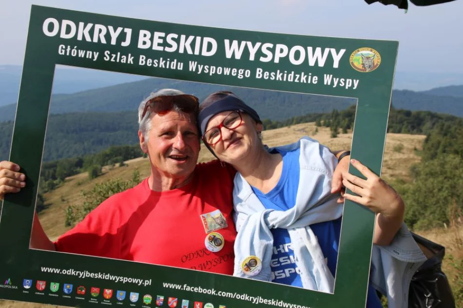 Miłośnicy gór zawędrowali na najwyższy szczyt Beskidu Wyspowego - zdjęcie 3