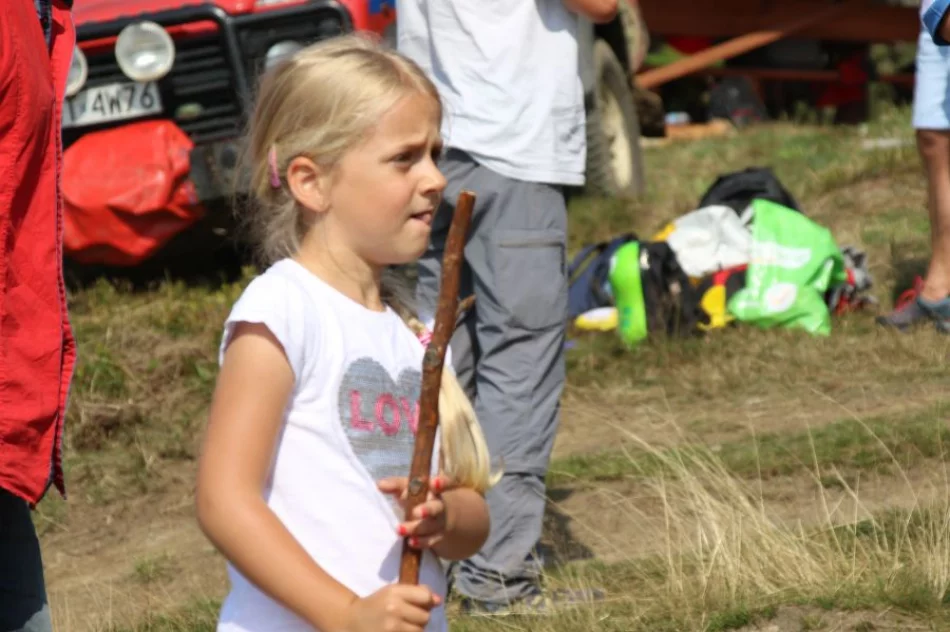 Miłośnicy gór zawędrowali na najwyższy szczyt Beskidu Wyspowego - zdjęcie 13