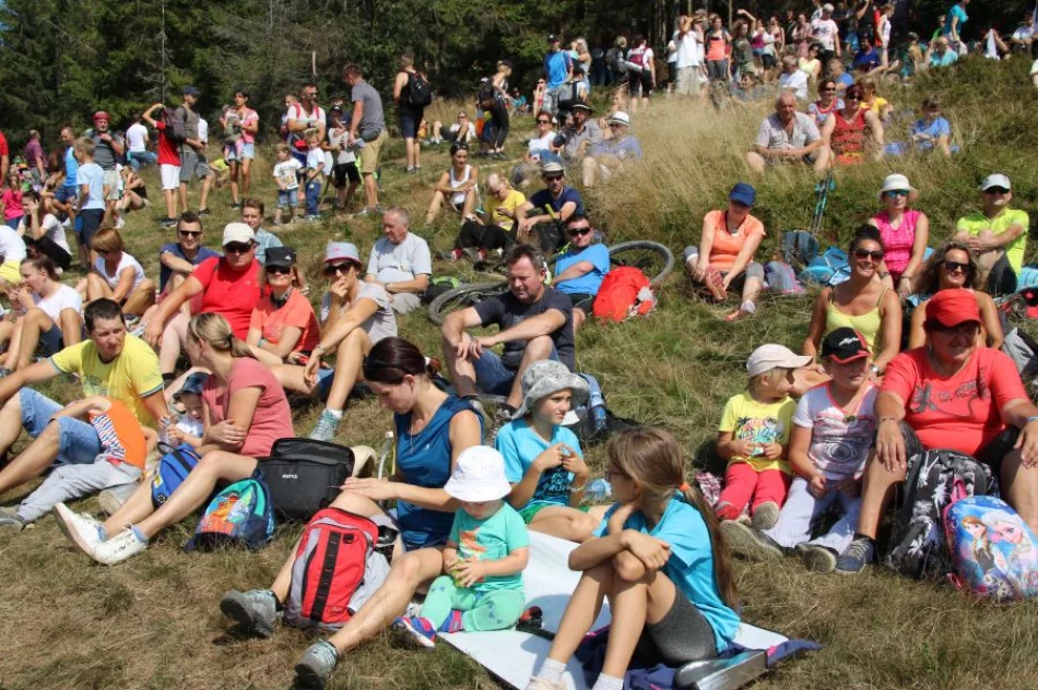 Miłośnicy gór zawędrowali na najwyższy szczyt Beskidu Wyspowego - zdjęcie 17