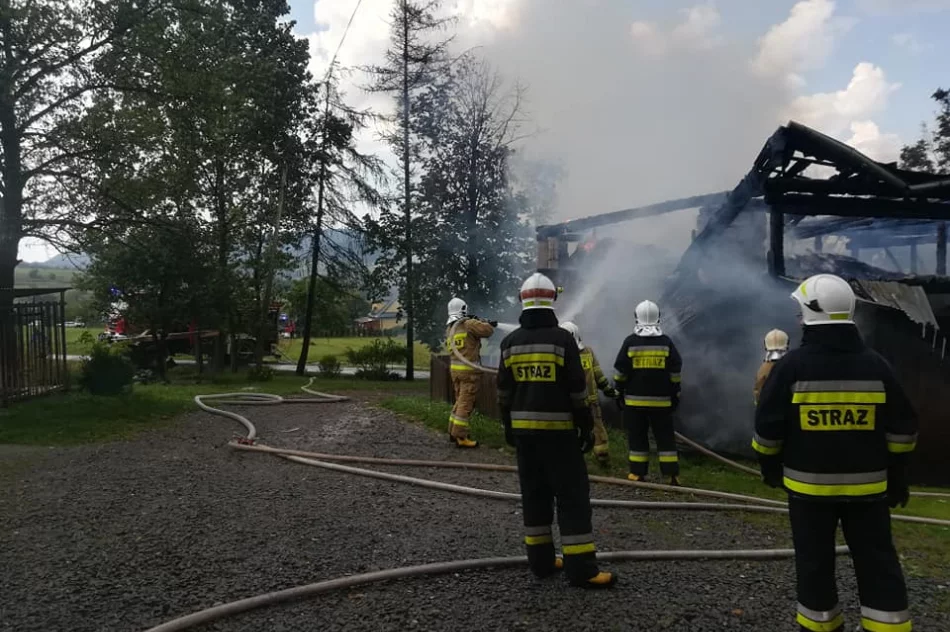 Po burzach - pożar stodoły i uszkodzenie komina domu - zdjęcie 6
