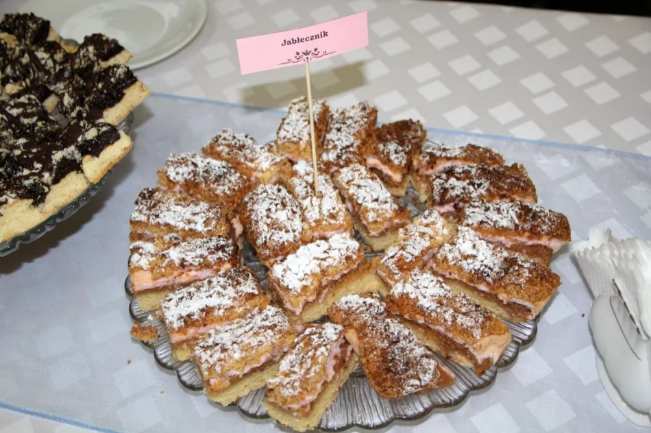 "Ciasta i ciasteczka" - warsztaty kulinarne w świetlicy w Sowlinach - zdjęcie 19