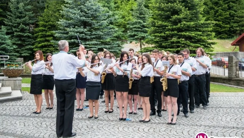 Jubileusz orkiestry okazją da zawarcia porozumienia pomiędzy samorządami - zdjęcie 1