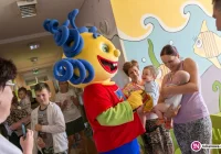 Na twarzach małych pacjentów pojawiły się uśmiechy - zdjęcie główne