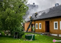 Gwałtowna burza i pożary - dwie osoby trafiły do szpitala (wideo) - zdjęcie główne