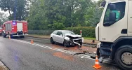 Czołowe zderzenie Audi z ciężarówką na "krajówce". Ranna 20-latka - zdjęcie 5