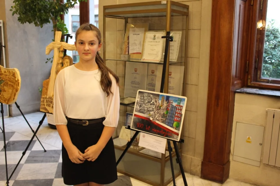 Obrazy księdza i młodej artystki z Glisnego na wystawie w Krakowie - zdjęcie 12