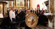 Abp Stanisław Budzik honorowym członkiem limanowskiego chóru - zdjęcie 2