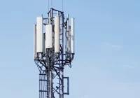 Maszt do połowy opuścić! - zdjęcie główne