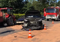 W zdarzeniu uczestniczyły 4 pojazdy. Jedna osoba w szpitalu - zdjęcie główne