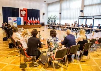 O przyszłości oświaty. Małopolski Okrągły Stół Edukacyjny - zdjęcie główne