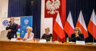 O przyszłości oświaty. Małopolski Okrągły Stół Edukacyjny - zdjęcie 2
