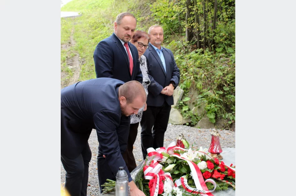 Upamiętniono tragiczne wydarzenia jakie miały miejsce w Mordarce przed 80 laty - zdjęcie 4