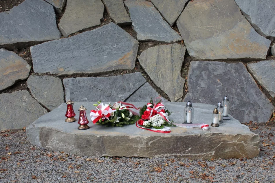 Upamiętniono tragiczne wydarzenia jakie miały miejsce w Mordarce przed 80 laty - zdjęcie 9