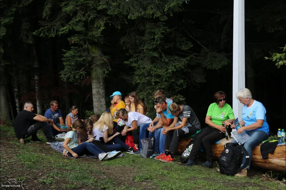 Miejska Góra zdobyta na zakończenie X ODKRYJ BESKID WYSPOWY - zdjęcie 11