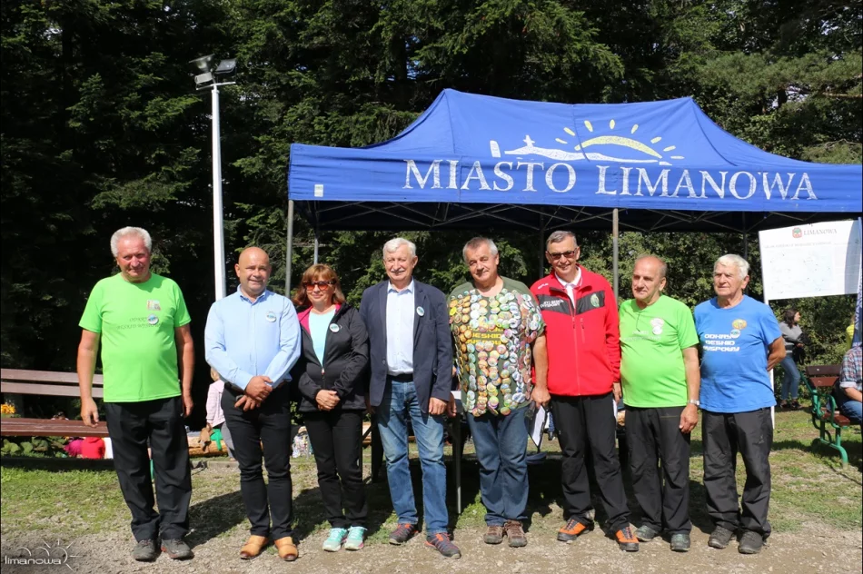 Miejska Góra zdobyta na zakończenie X ODKRYJ BESKID WYSPOWY - zdjęcie 18