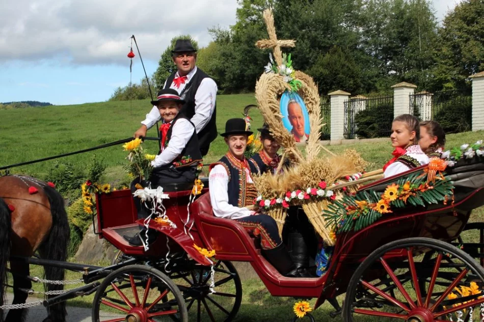 W Kłodnem świętowano dożynki - zdjęcie 15