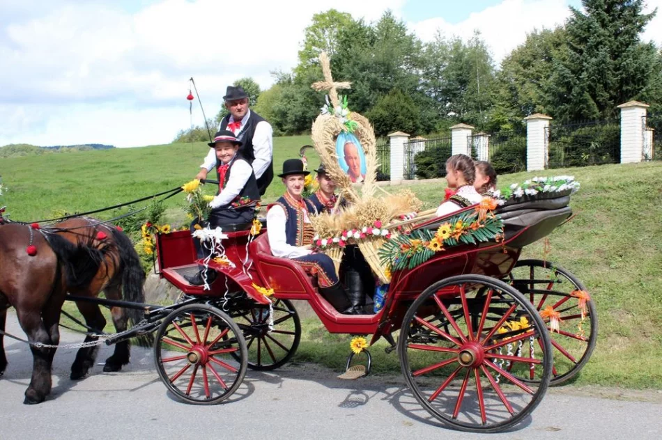 W Kłodnem świętowano dożynki - zdjęcie 16
